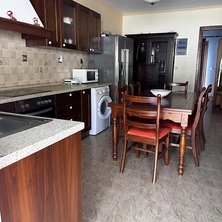 Sunny Retreat - With Patio & Parking Σπίτι διακοπών Κέφαλος